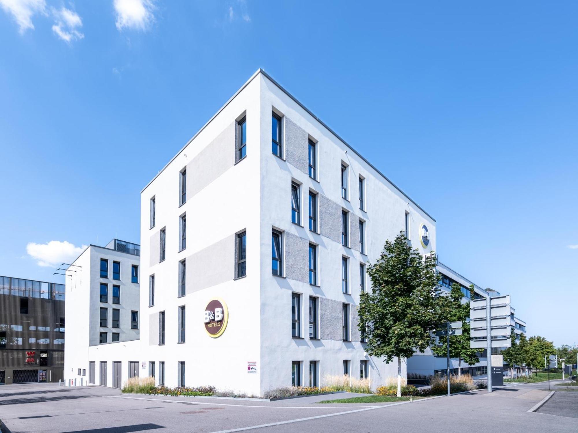 B&B Hotel Stuttgart-Zuffenhausen エクステリア 写真
